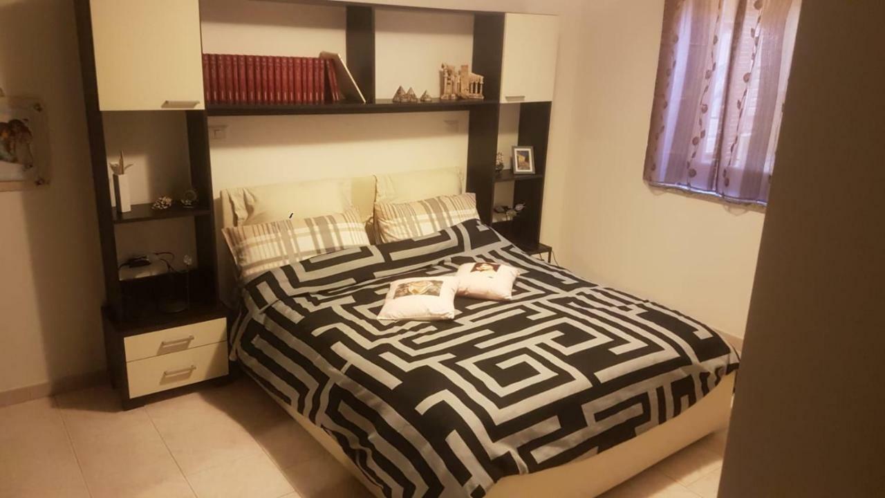 Alma House Appartement Porto Torres Buitenkant foto