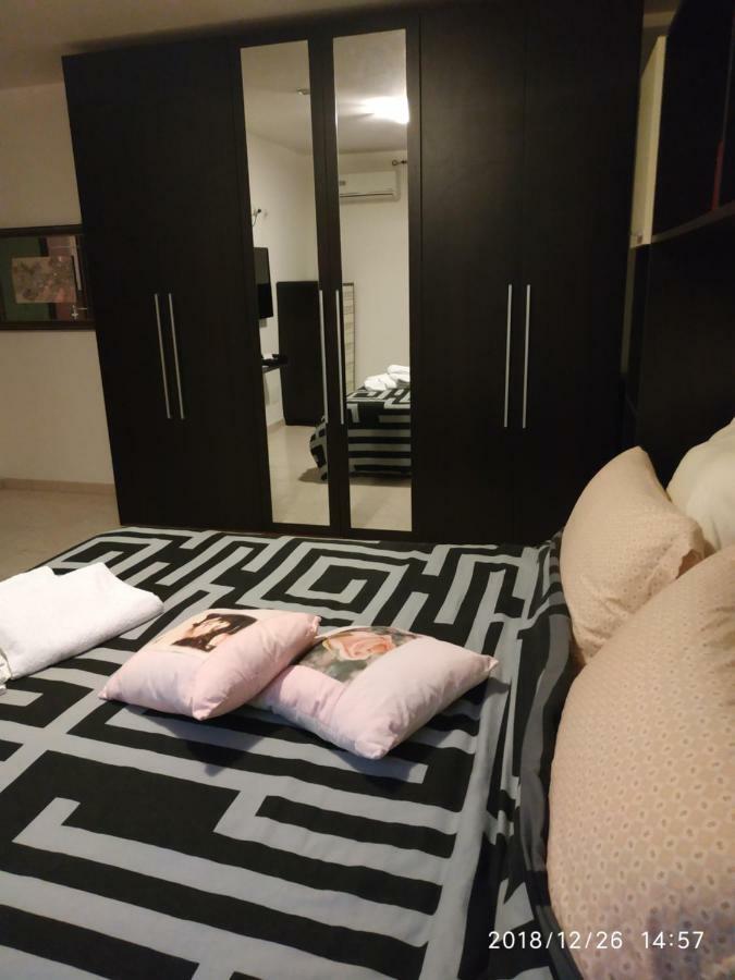 Alma House Appartement Porto Torres Buitenkant foto