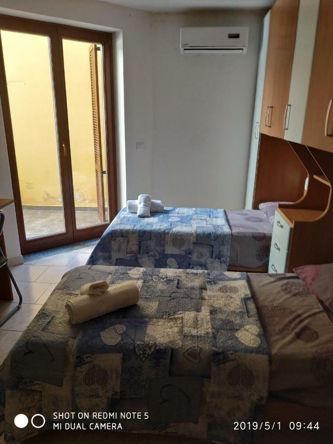 Alma House Appartement Porto Torres Buitenkant foto