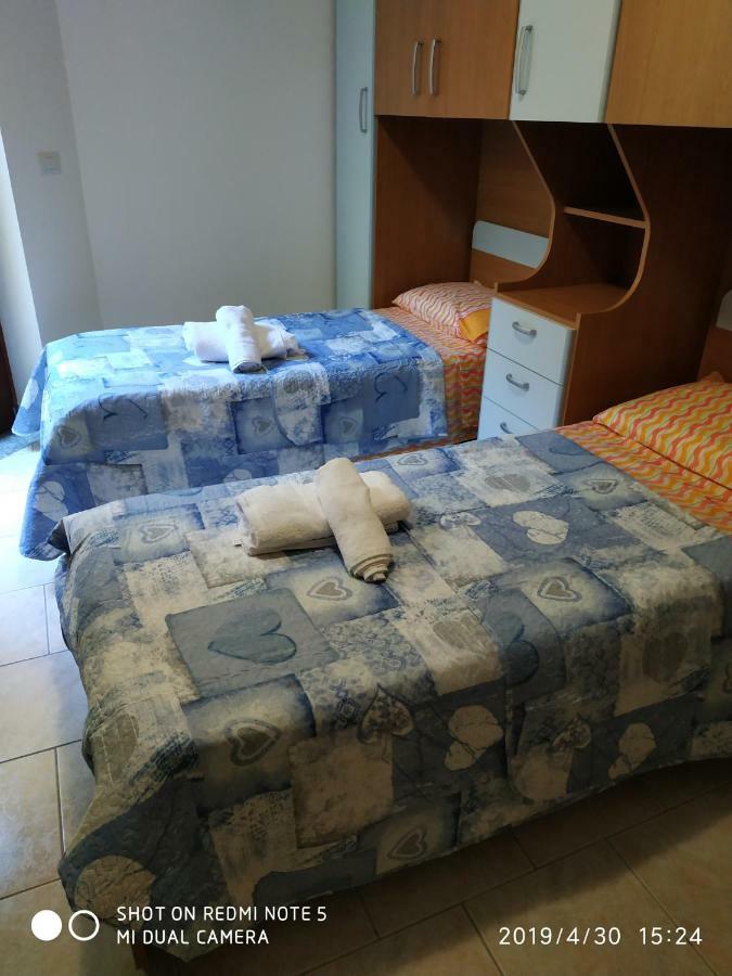 Alma House Appartement Porto Torres Buitenkant foto