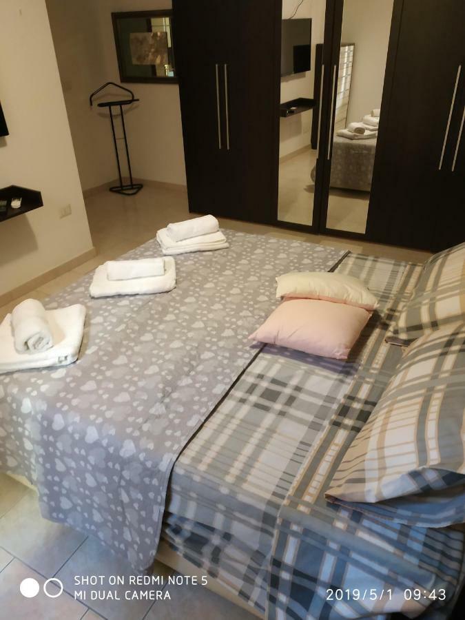 Alma House Appartement Porto Torres Buitenkant foto