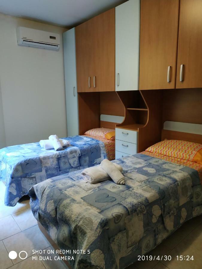 Alma House Appartement Porto Torres Buitenkant foto